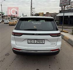 جيب جراند شيروكي